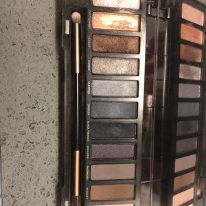 Urban Decay NAKED Smoky pallette